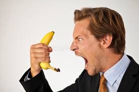 Создать мем: человек ест банан, парень с бананом, ест банан