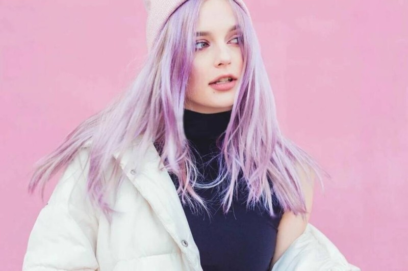 Create meme: light purple hair, purple hair, the girl with purple hair