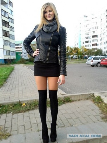 Teen In Miniskirts