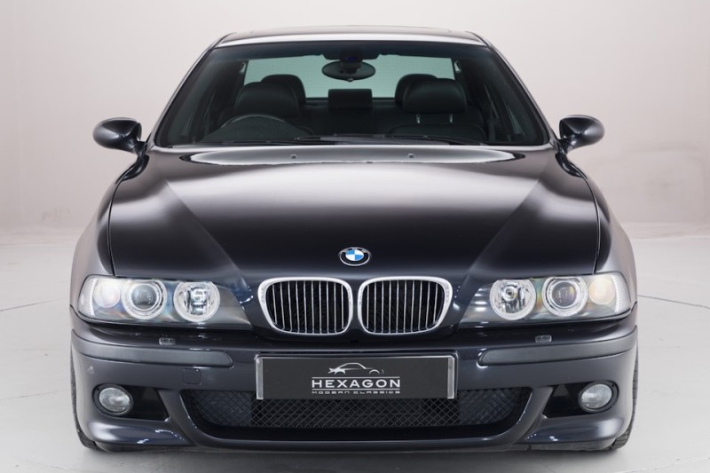 Создать мем: bmw 5 e39, e 39 бмв, бмв м5 е39