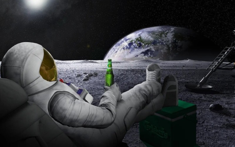 Create meme: space, astronaut carlsberg, astronaut with a beer