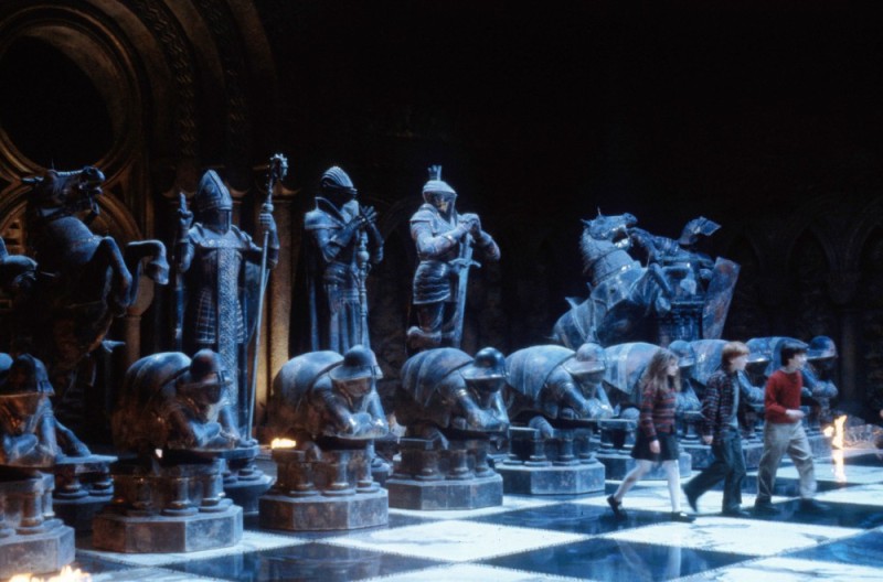 Create meme: Harry Potter and the Philosopher's Stone chess, Chess Harry Potter movie, Harry Potter chess footage