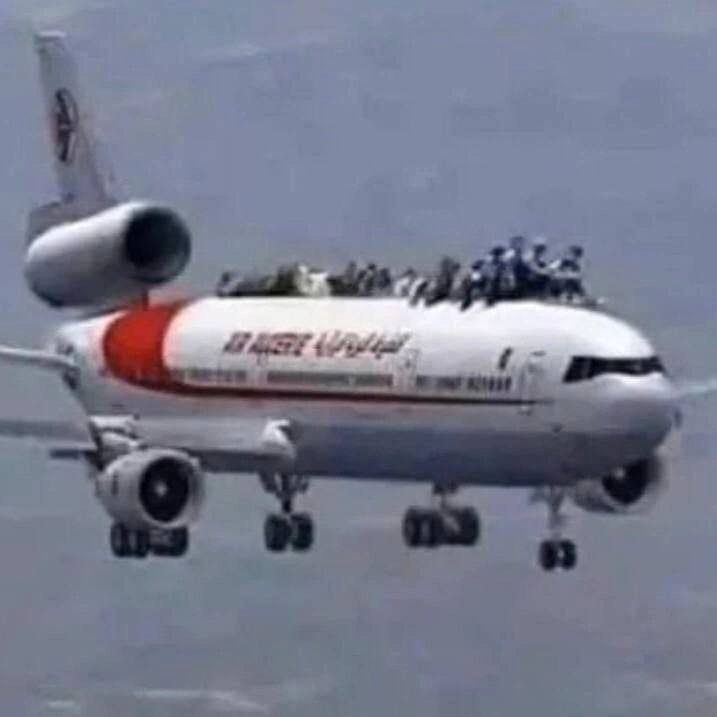 Создать мем: ту-154 ссср-85044, индийские авиалинии прикол, индийские авиалинииприко