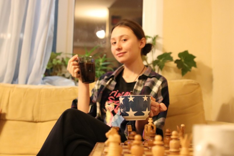 Create meme: maria muzychuk chess player, zhansaya abdumalik chess, woman 
