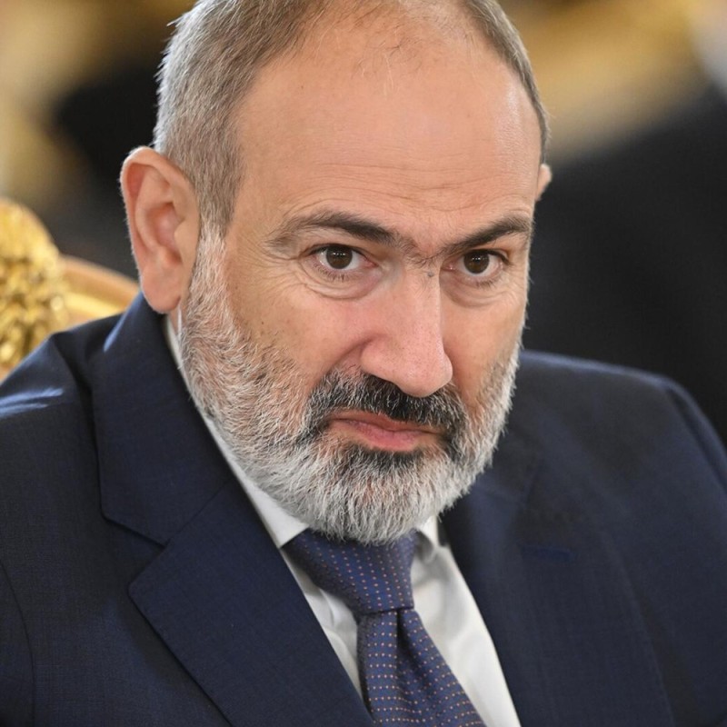 Создать мем: никол пашинян обращение, алиев и пашинян, премьер министр армении
