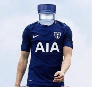 Create meme: tottenham hotspur away kit, Tottenham Hotspur , A Tottenham player in a blue T-shirt