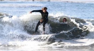 Создать мем: surf, удачный момент, surfing
