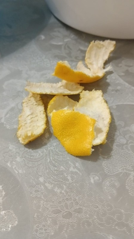 Создать мем: корка апельсина, лимонная цедра, цедра лимона