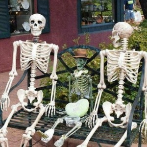 Создать мем: скелет в реальной жизни, скелет для хэллоуина, скелет человека