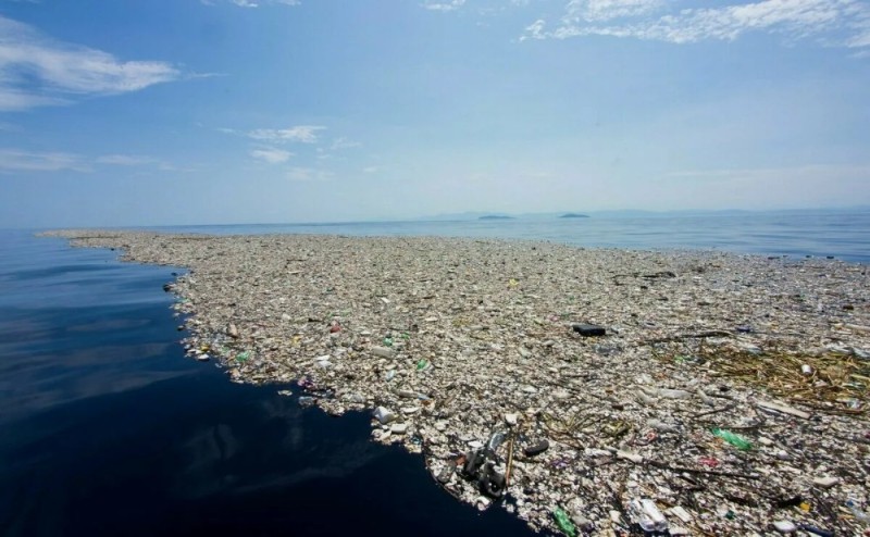 Create meme: garbage island in the Pacific ocean, islands of garbage in the ocean, a large garbage patch in the Pacific ocean