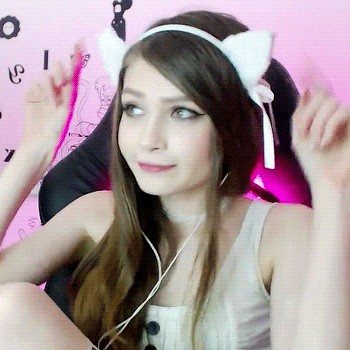 Create meme: shkuragaming streamer karina, Karina strimers , Karina is a difficult streamer