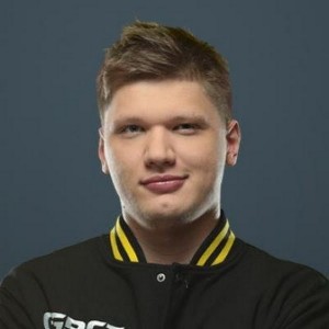 Создать мем: александр s 1 mple костылев, нави симпл, александр симпл костылев