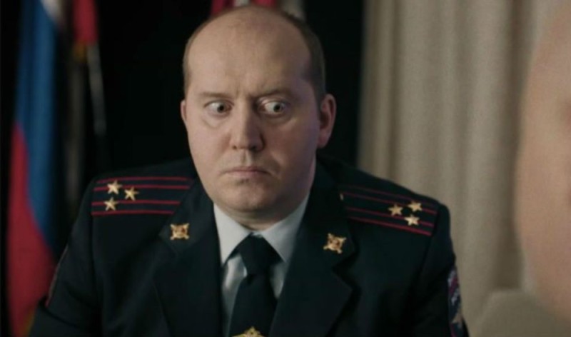 Create meme: Vladimir Yakovlev COP with rublevki, breakers a police officer with the ruble, Yakovlev COP with rublevki