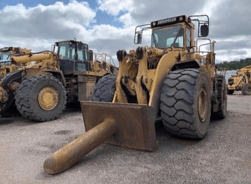 Create meme: front loader caterpillar, caterpillar loader, front loader