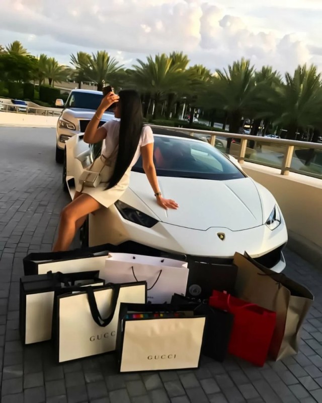 Create meme: the life of the rich, the life of billionaires, rich arab women on instagram