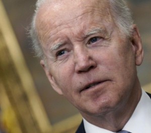 Создать мем: biden, байден обеспокоен, риа новости