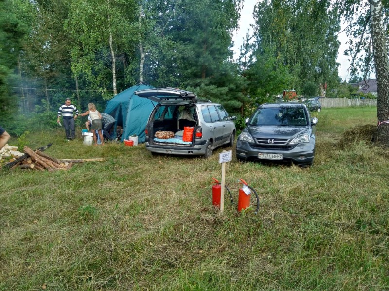 Create meme: ozerninskoe reservoir camping with a tent, car , tarai lake dzerzhinsky district