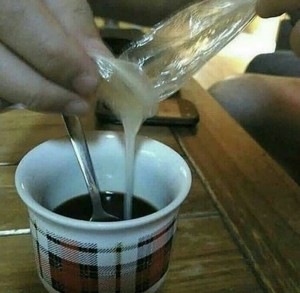 Создать мем: утренний кофе, чашка, кофейная чашка