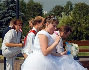 Создать мем: невеста, парад невест, свадебные