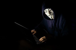 Создать мем: хакер с маской, анонимус хакеры, виктор анонимус