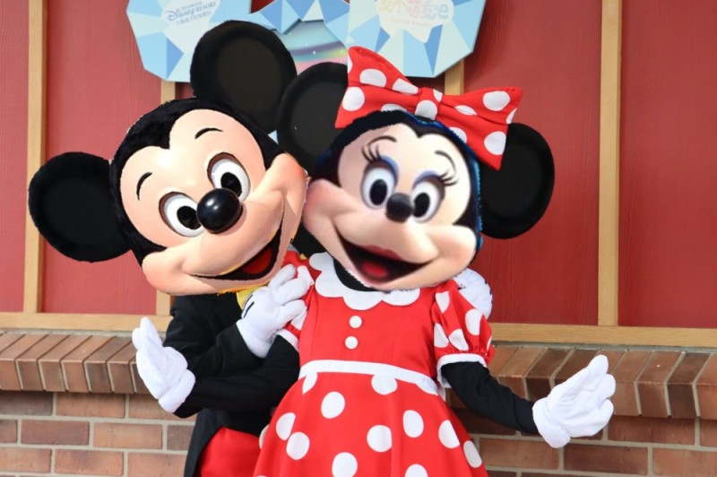 Create meme: Mickey mouse and his friends, Mickey mouse and Minnie mouse, Mickey mouse and minnie