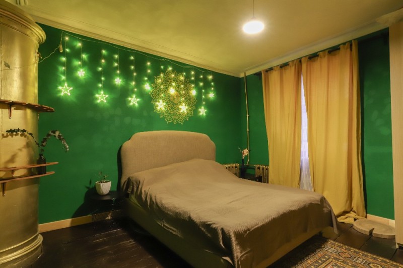 Создать мем: зеленые стены в спальне, дизайн интерьеров, комнаты
