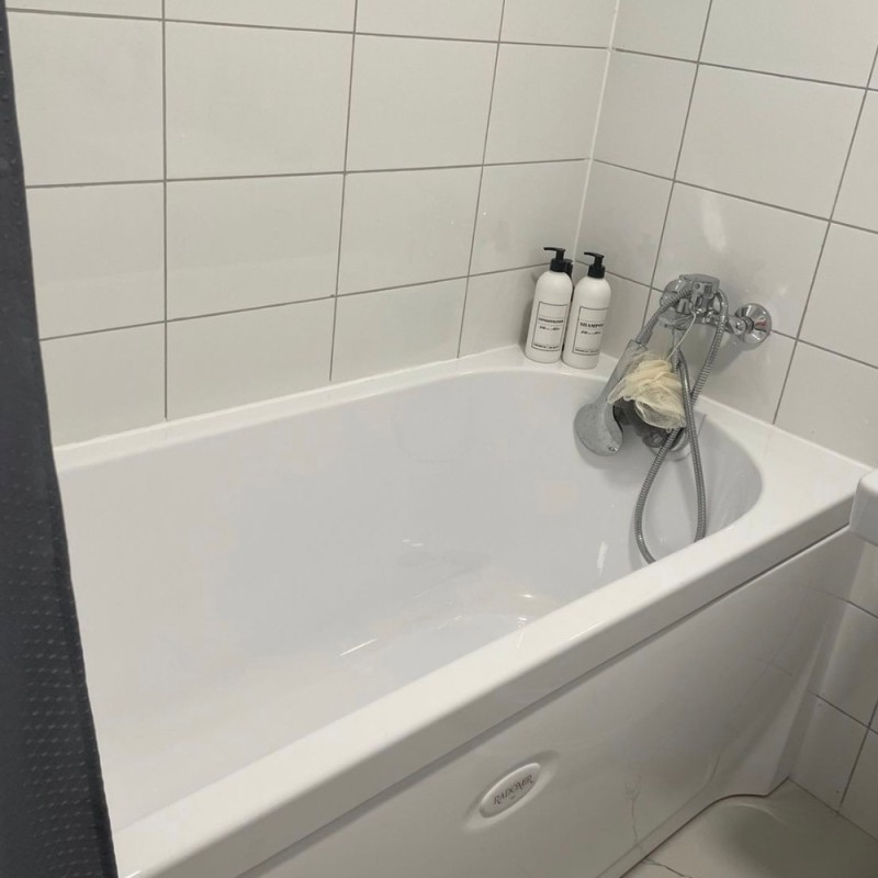 Create meme: acrylic bathtub , rectangular bath, bath 170