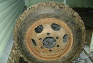 Create meme: the wheels on the ZIL BU, wheel gas 53 on T25, tires on rims kazanowska