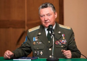 Создать мем: александр васильевич, командующий вдв, полковник