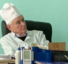 Create meme: Paul Bocuse chef, Fyodor corners, Smolensk surgeons of the regional hospital