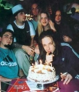 Создать мем: убийца, korn группа, korn happy birthday