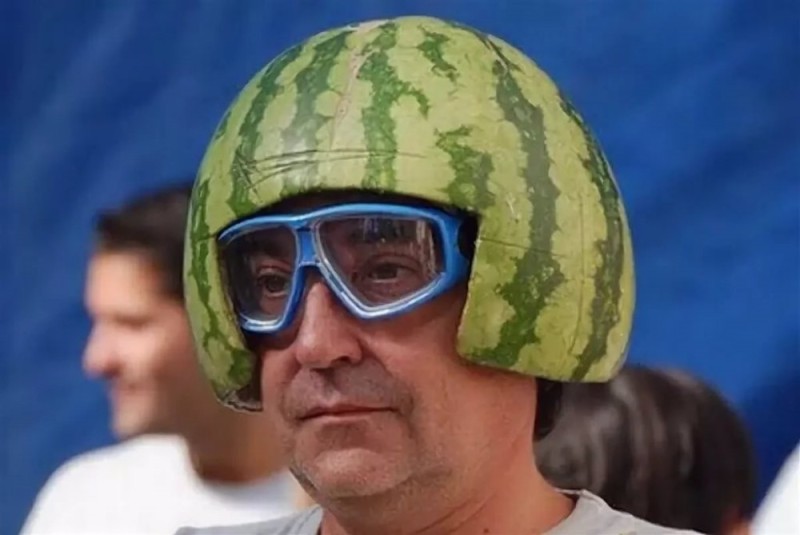 Create meme: watermelon helmet, watermelon on the head, watermelon helmet streya