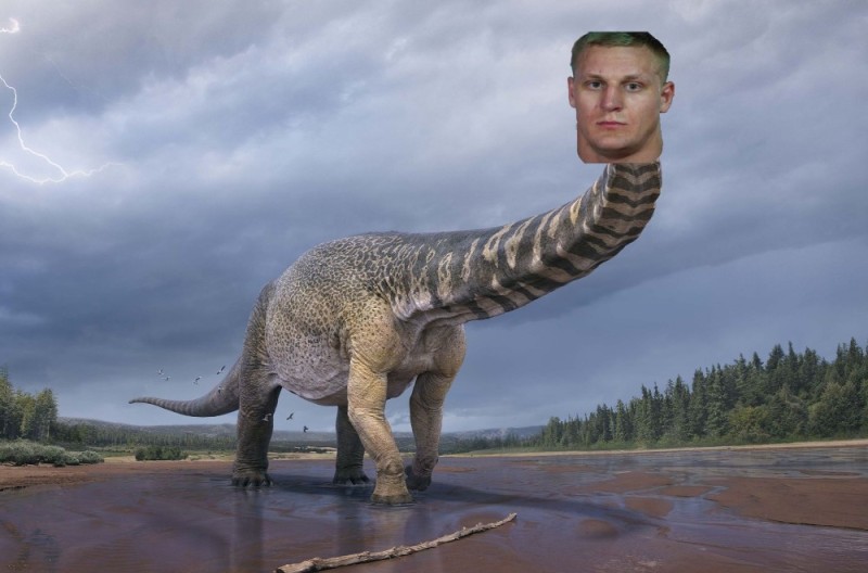 Создать мем: большой динозавр, диплодок брахиозавр апатозавр, самый большой динозавр
