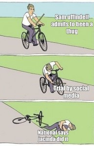 Создать мем: мем велосипед, мем палка в колесо, велосипед мем счастье