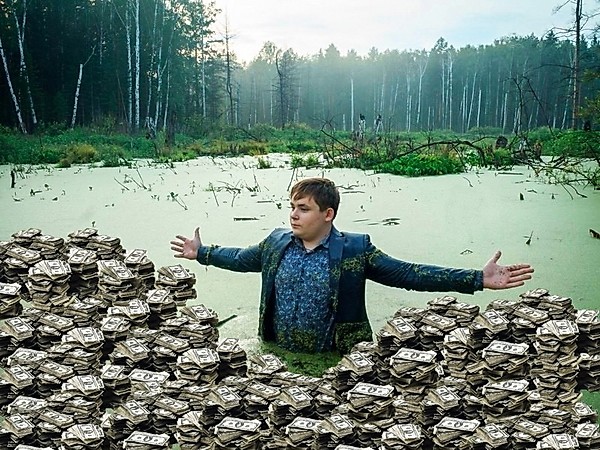 Создать мем: школьник в болоте мемы, чувак в болоте, мальчик в болоте мем