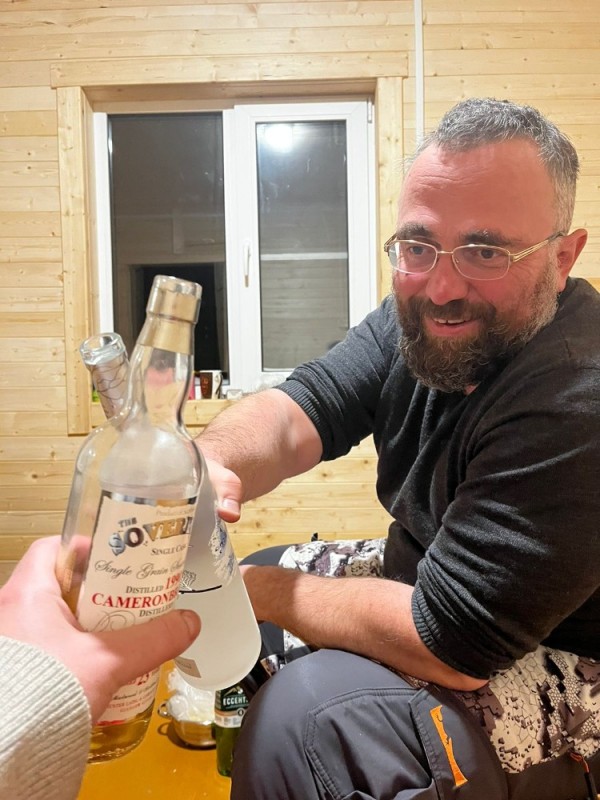Создать мем: ярославские винокурни, бутылка, вкусная водка
