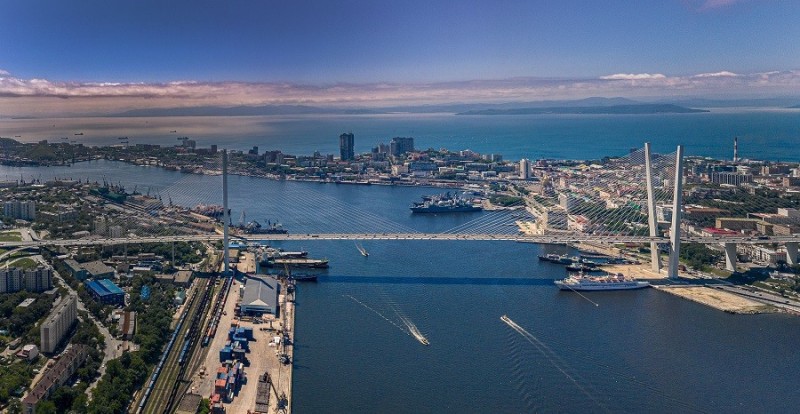 Create meme: vladivostok bridge, in Vladivostok, vladivostok city