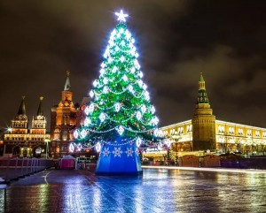 Создать мем: москва кремль новый год, новогодняя елка москва, кремль елка