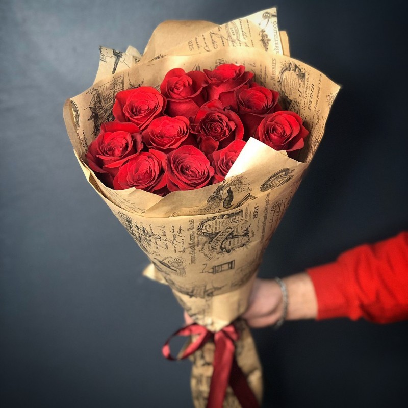 Create meme: bouquet of roses , bouquet of red roses , red rose