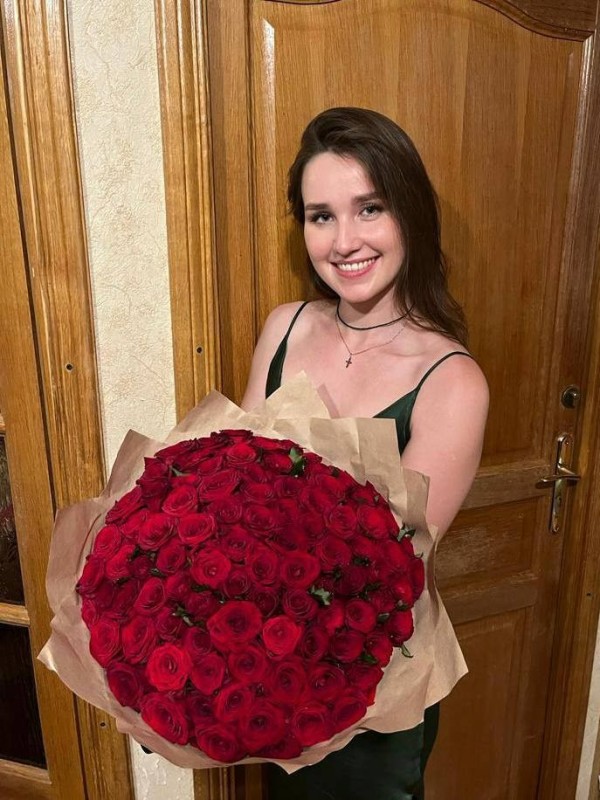 Создать мем: розы 50 см, букет роз, букет красных роз