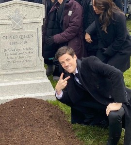 Create meme: grave memorial, the guy at the grave, grant gastin near the grave of Oliver