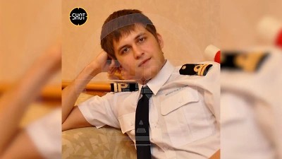 Создать мем: павел александрович павлов, анисимов сергей александрович, парень