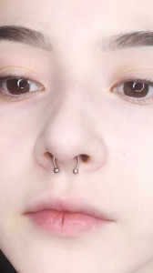 Create meme: wing of nose piercing ring, piercing the wing of the nose jewelry, the septum