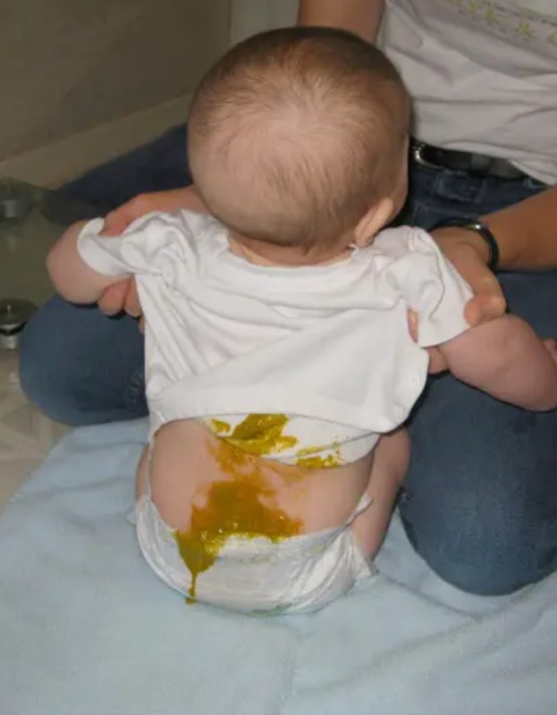 Create meme: traces on the skin, diaper toddler blowout, bumbo