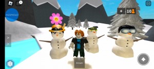 Создать мем: роблокс зима, роблокс снежки, роблокс снежок