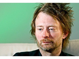 Создать мем: мем том, tom york, radiohead