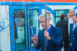 Create meme: Sobyanin the subway, the mayor of the metro Nekrasovka, Kovalenko and Sobyanin at the opening of the metro