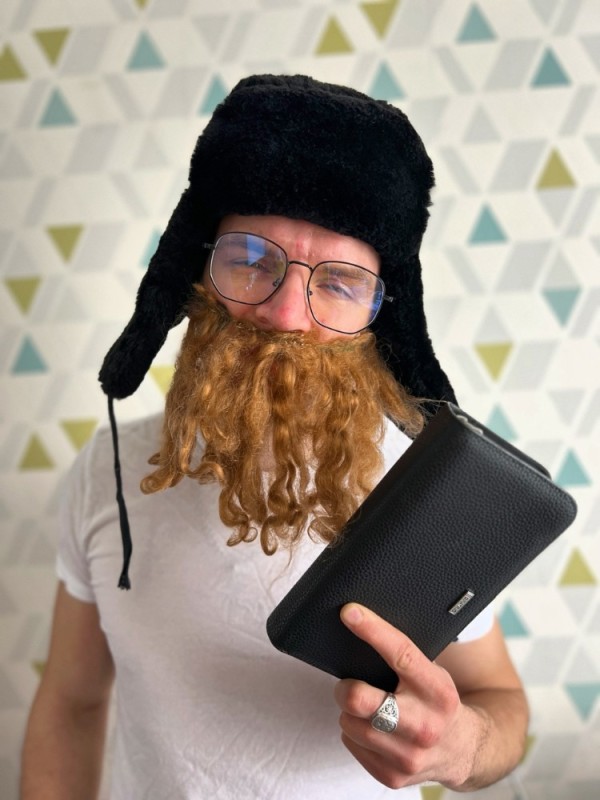 Create meme: bearded , a man with a beard and a hat, men's fur hat