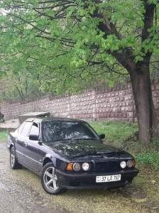 Создать мем: BMW 7er III (E38) Рестайлинг, бмв 520 1990, bmw 525 td