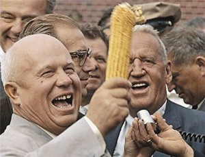 Создать мем: Хрущев с кукурузой